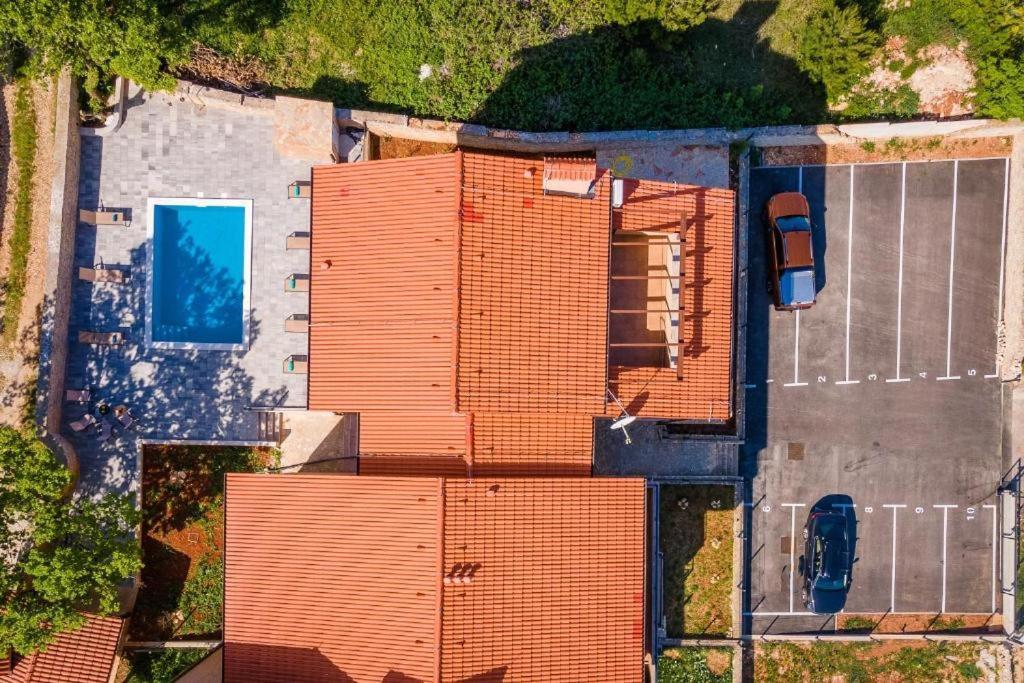 Cesare Apartment, With Swimming Pool And Sea View Ližnjan Dış mekan fotoğraf